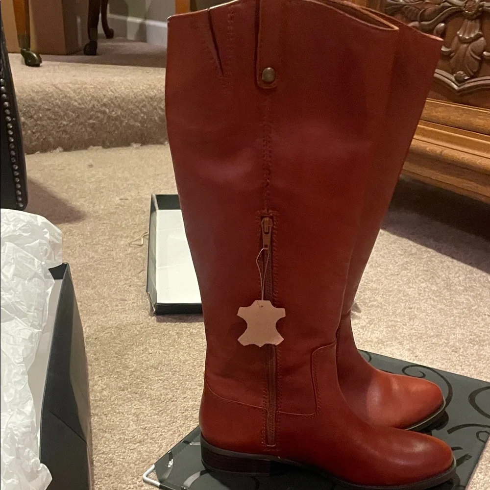 #7 INC Women's Brown Leather Knee-High Boots NWT WC only visible on one side I - Picture 10 of 11